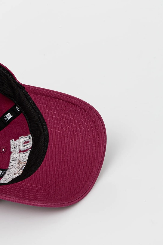 New Era czapka z daszkiem bawełniana x Looney Tunes bordowy 60595269