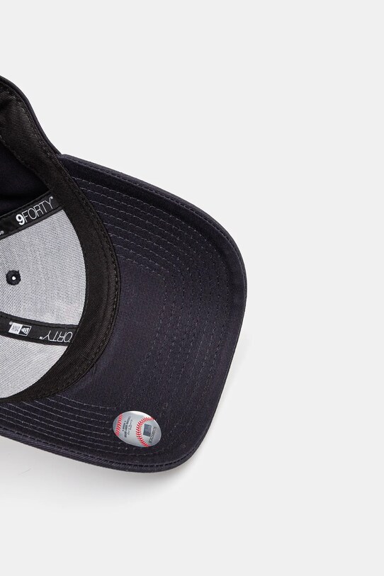 New Era czapka z daszkiem bawełniana granatowy 60595433