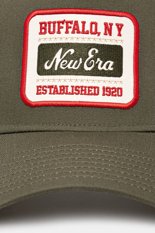 Кепка New Era NE Patch Trucker 60603678 зелёный SS25