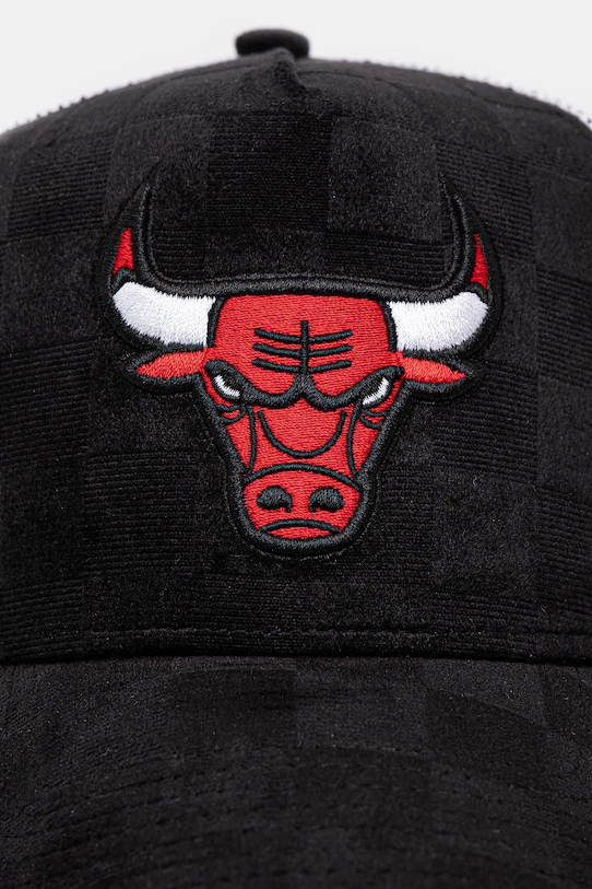 Кепка New Era Tonal Check Trucker Bulls 60595264 чорний SS25