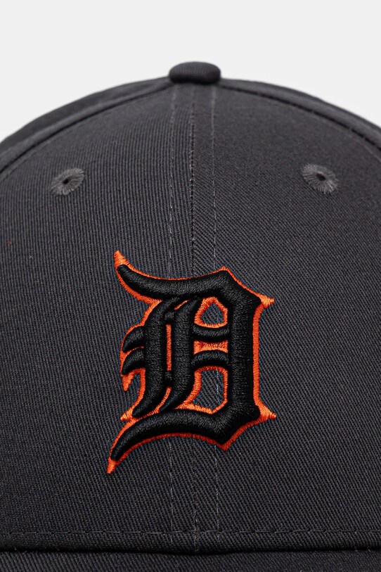 Хлопковая кепка New Era Side Patch 940 Tigers 60595219 серый SS25