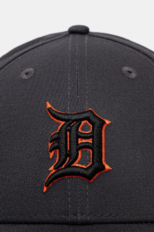 Bavlněná baseballová čepice New Era Side Patch 940 Tigers 60595219 šedá SS25