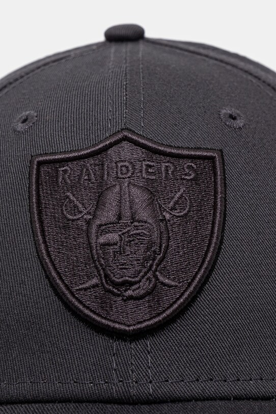 Pamučna kapa sa šiltom New Era Team Outline 940 Raiders 60595194 siva SS25