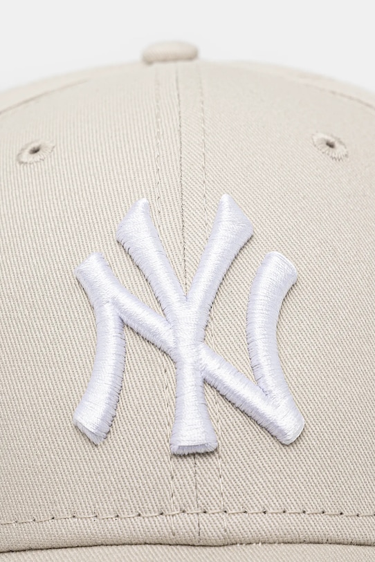 Бавовняна бейсболка New Era LEAGUE ESSENTIAL 9FORTY® 60471459 бежевий SS25