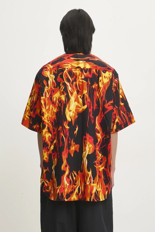 Oblečenie Bavlnená košeľa VETEMENTS Fire Shortsleeve UA66SH430X čierna
