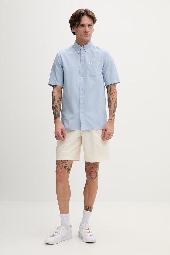 Fred Perry koszula bawełniana M8730.146 niebieski SS26