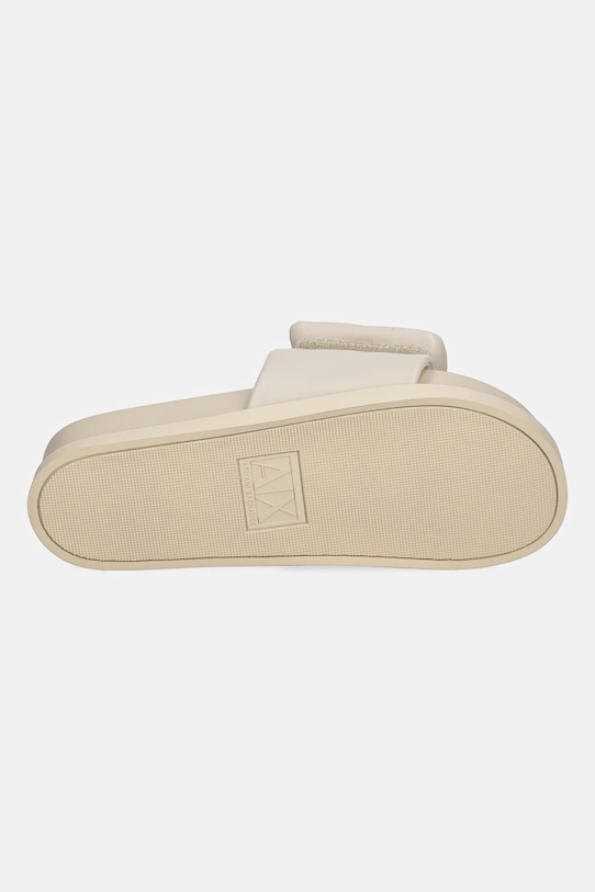 Armani Exchange klapki XDP061.XV926.01819 beżowy