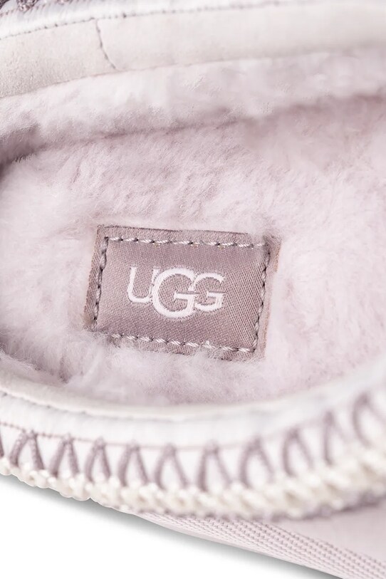 Pantofle UGG Tazz 1122553.BYF fialová