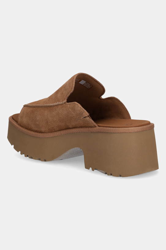 Obuwie UGG klapki zamszowe New Heights Slide 1167476.CHE brązowy