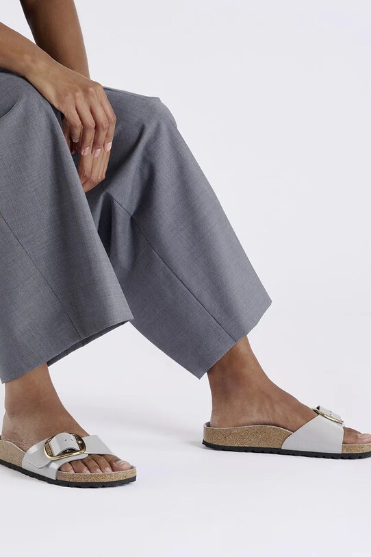 Δερμάτινες παντόφλες Birkenstock Madrid Big Buckle 1029534