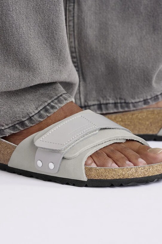 Шкіряні шльопанці Birkenstock Oita 1029312