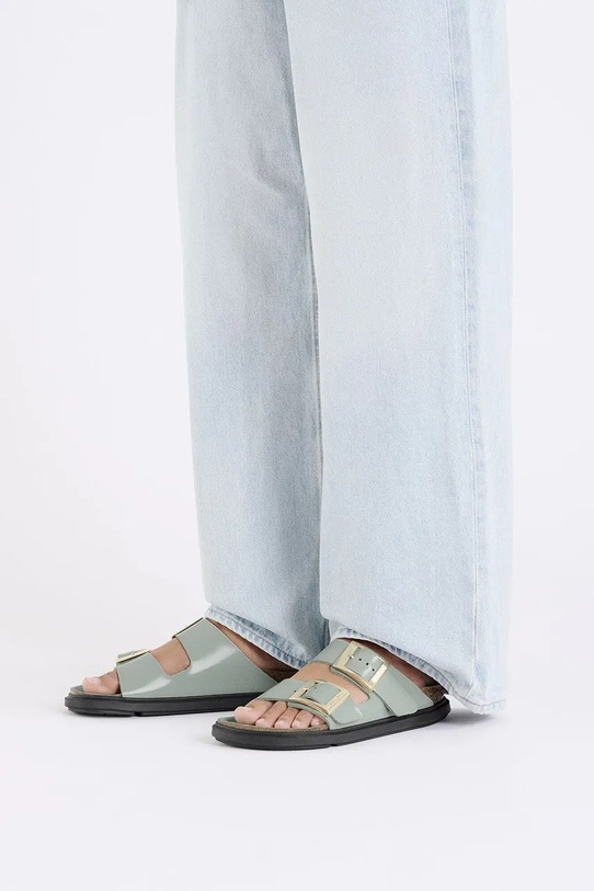 Kožené šľapky Birkenstock Arizona Droplet Buckle 1029367