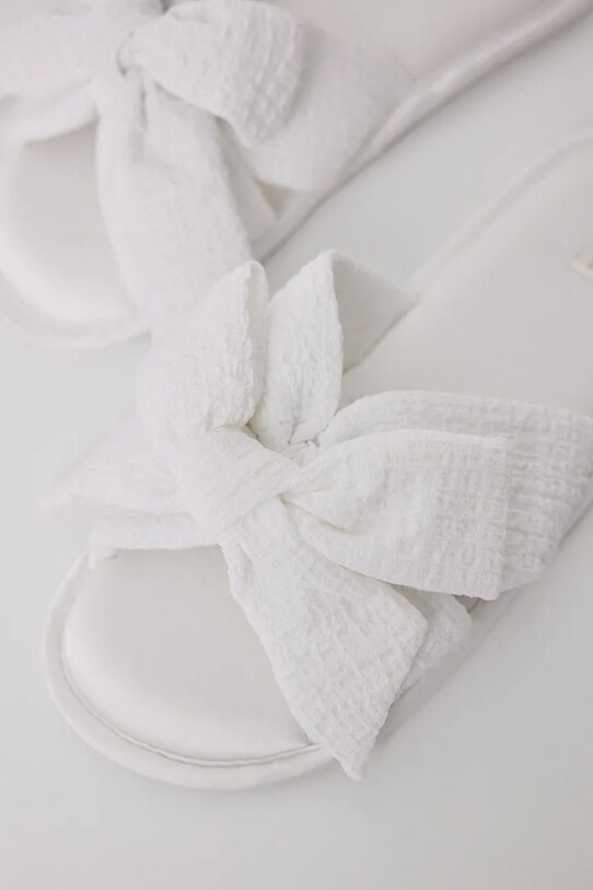 Boty Pantofle women'secret BOW OR TIE BOW HOUSE SLIPPERS 4999666 béžová