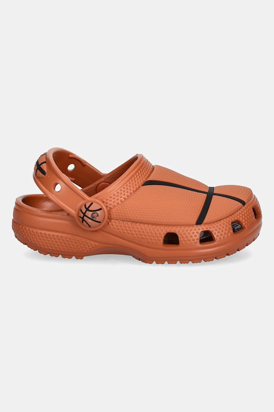 Šľapky Crocs CLASSIC BASKETBALL CLOG 210021.CROCS.CLASSIC.BA oranžová SS25