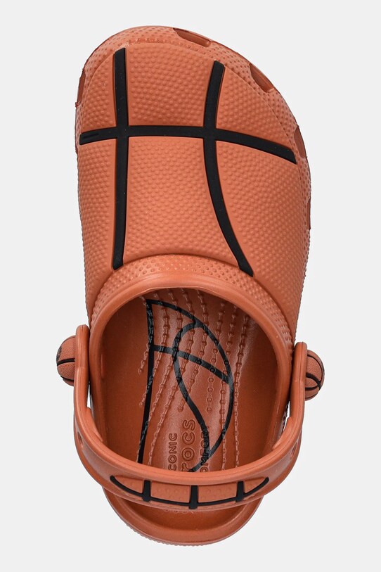 Crocs klapki CLASSIC BASKETBALL CLOG pomarańczowy 210021.CROCS.CLASSIC.BA
