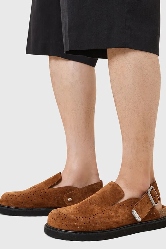 AllSaints klapki zamszowe Randal Mule M003FC.TAN