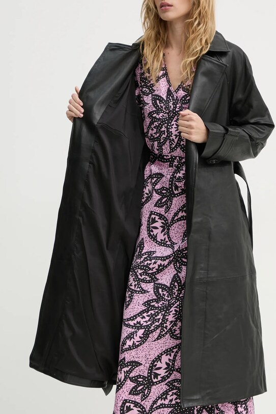 Кожаный плащ Bruuns Bazaar BBW4323