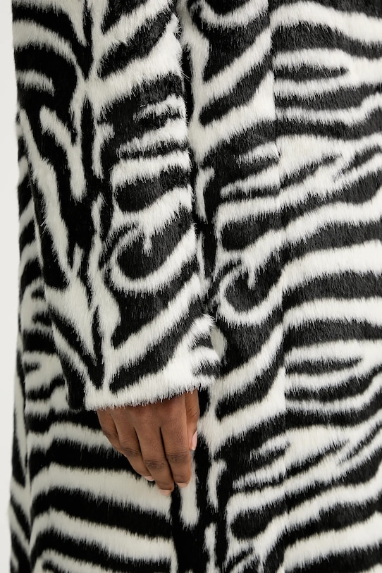 Plašč Rotate Fluffy Clasp 1140202729