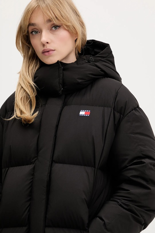 Μπουφάν με επένδυση από πούπουλα Tommy Jeans μαύρο DW0DW21977