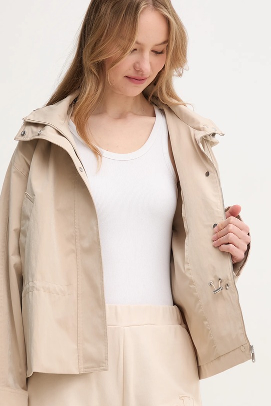 Ruházat Calvin Klein Jeans rövid kabát LV047AB502 bézs
