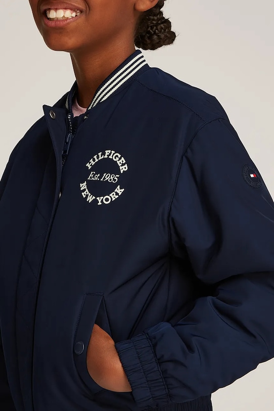 Детско яке бомбър Tommy Hilfiger KG0KG08312.128.176.PPYA черен