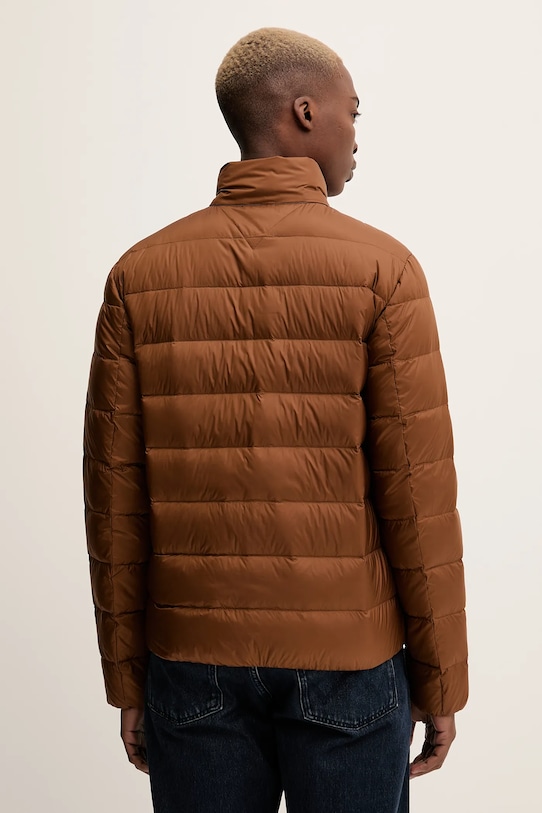 Oblečenie Páperová bunda Tommy Jeans DM0DM20658 hnedá