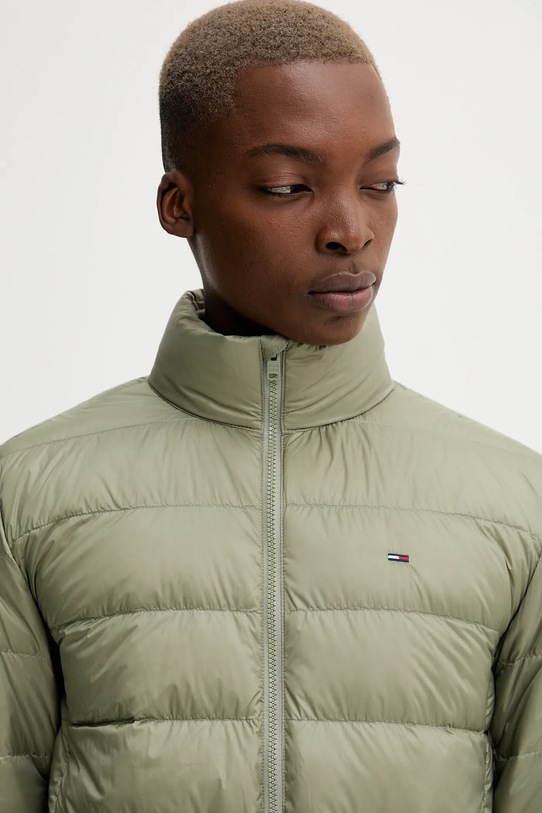 Μπουφάν με επένδυση από πούπουλα Tommy Jeans πράσινο DM0DM20658