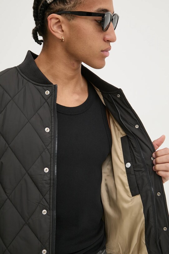Куртка-бомбер Tommy Jeans DM0DM20699