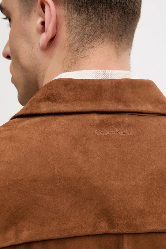 Semišová bunda Calvin Klein K10K114110 hnědá