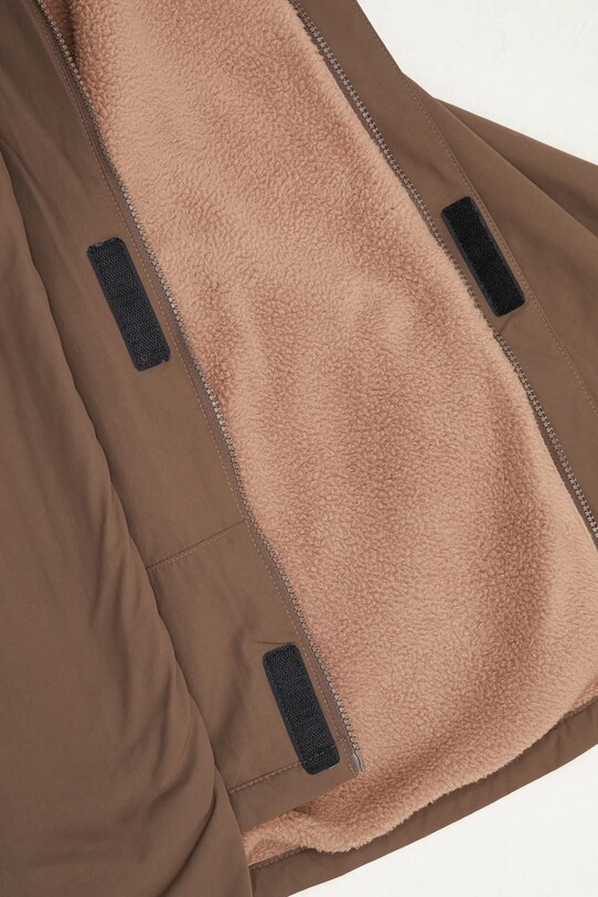 Dvostrana jakna The North Face Yumiori Reversible NF0A89GT5J81 smeđa