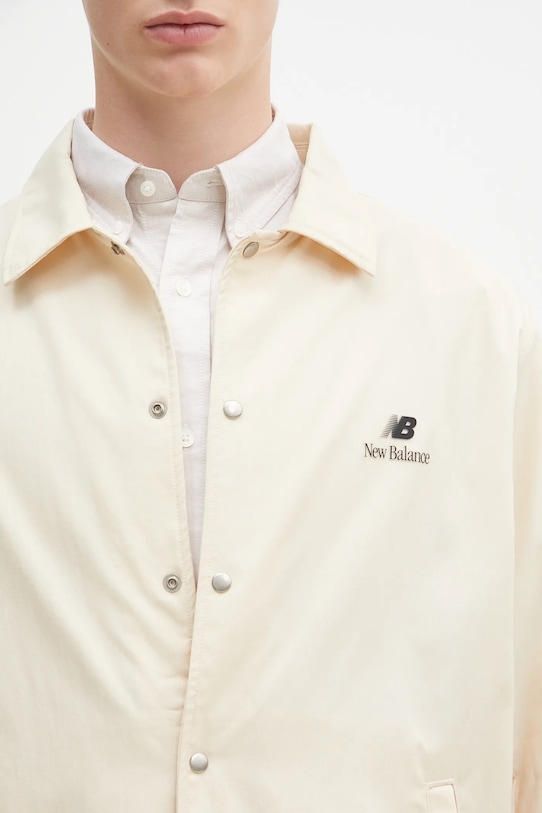 Košeľové sako New Balance Made In Usa Seasonal Woven béžová MJ41540SD