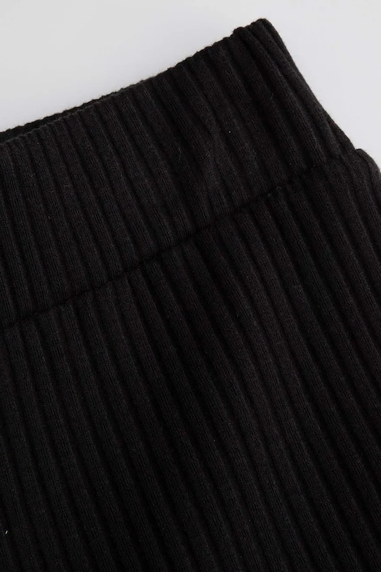 Dziewczynka Coccodrillo legginsy dziecięce WC5122103CGJ czarny