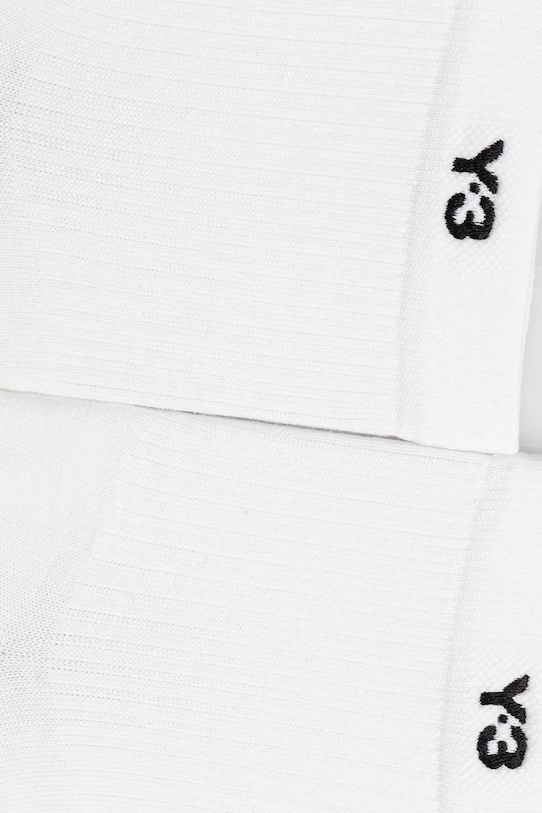 Y-3 skarpetki CL Sock LO JP1150 biały SS25