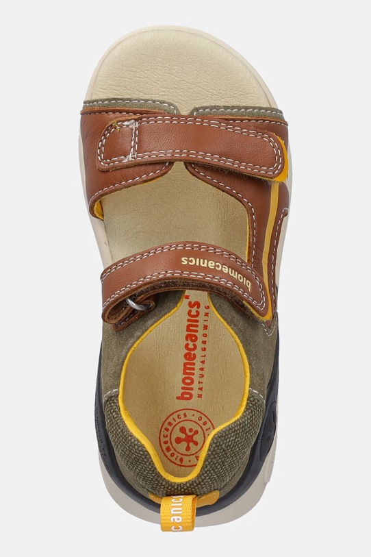 Παιδικά σανδάλια Biomecanics καφέ 252146
