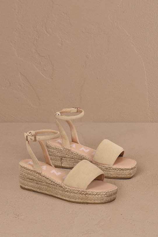 Semišové sandály Manebi Platforms With Strap semišová kůže béžová M.1.1.WJ