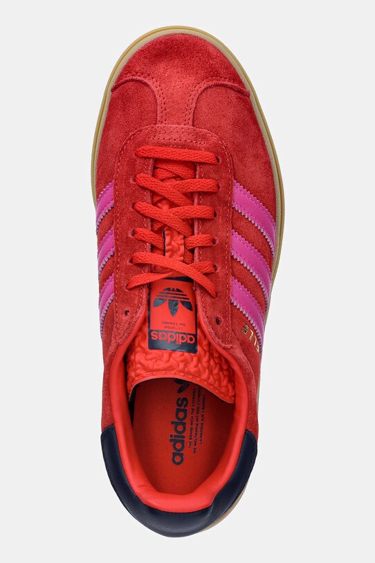 Semišové tenisky adidas Originals Gazelle Bold červená JH9665