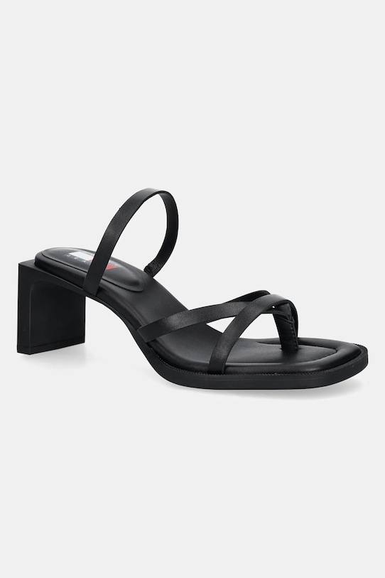Tommy Jeans japonki skórzane THE SOHO SANDAL słupek czarny EN0EN02781