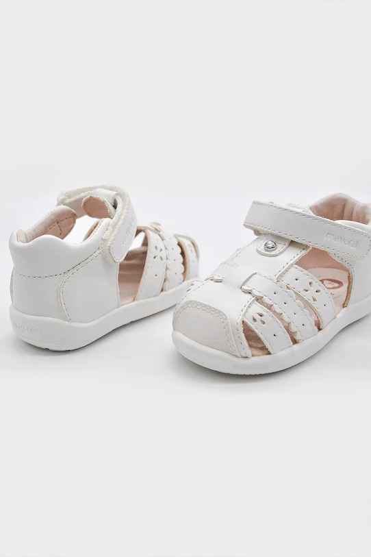 Βρεφικά δερμάτινα σανδάλια Mayoral 41614.24A.Baby.PPYA λευκό SS25