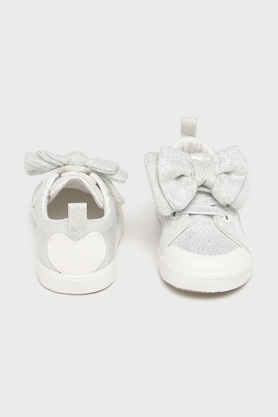 Кроссовки для младенцев Mayoral Для младенцев белый 41622.30C.Baby.PPYA