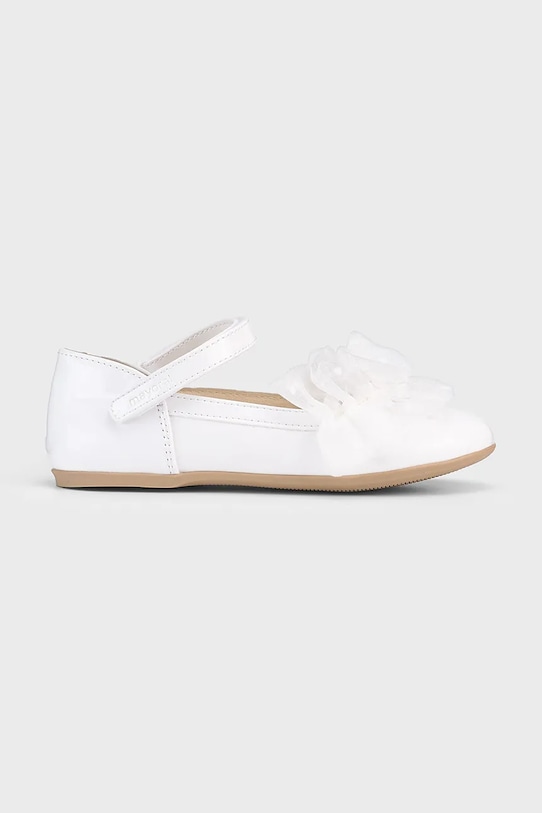 Детски балеринки Mayoral изкуствена кожа бял 43617.53C.Kids.PPYA