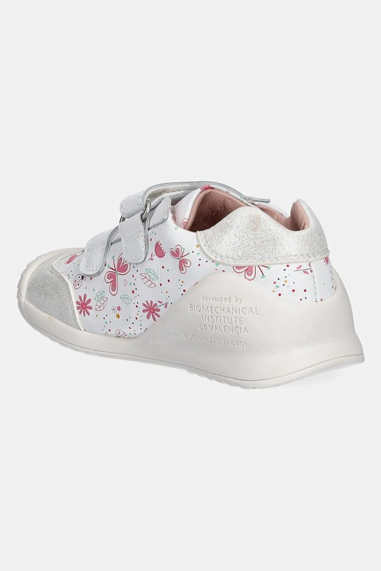Момиче Детски половинки обувки от кожа Biomecanics 252100. бял