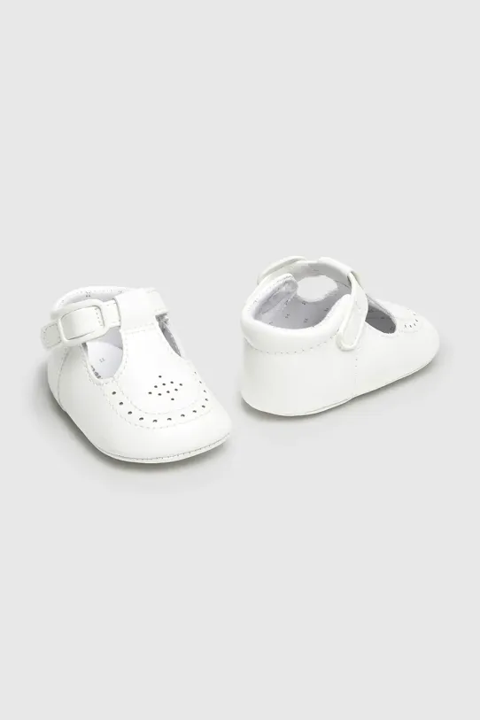 Mayoral Newborn pantofi pentru bebelusi imitatie de piele alb 9893.1J.Newborn.PPYH