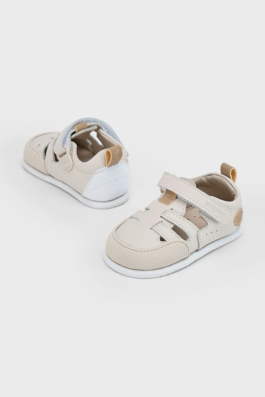 Kojenecké polobotky Mayoral imitace kůže béžová 41662.72B.Baby.PPYA