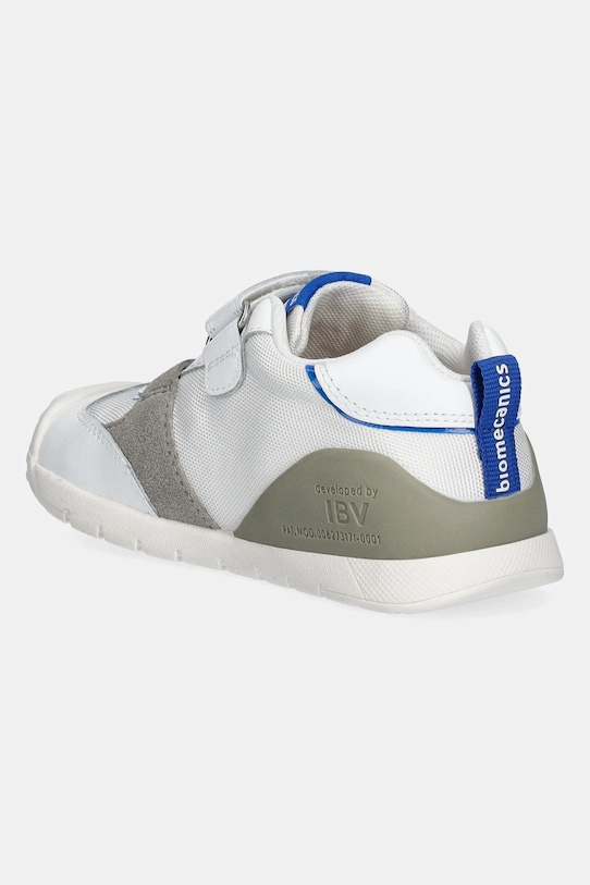 Chlapec Detské tenisky Biomecanics 252121 biela