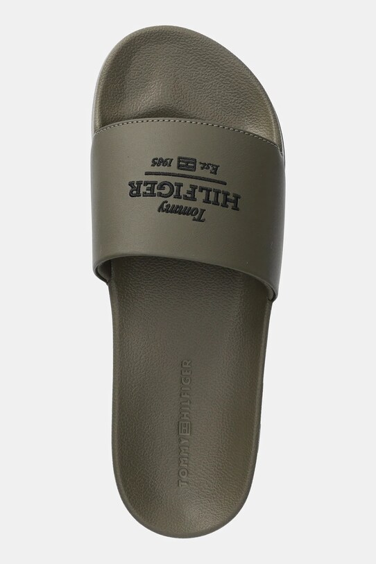 Обувь Шлепанцы Tommy Hilfiger EMBROID HILFIGER 85 POOL SLIDE FM0FM05342 зелёный