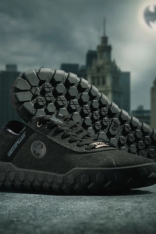 Кроссовки Caterpillar x BATMAN HEX+ P111710