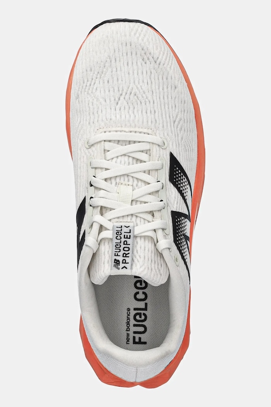 Běžecké boty New Balance FuelCell Propel v5 šedá MFCPRCG5