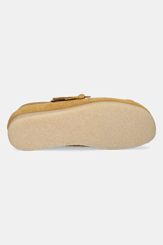 Σουέτ κλειστά παπούτσια Clarks Originals Wallabee Boot 26181131 κίτρινο