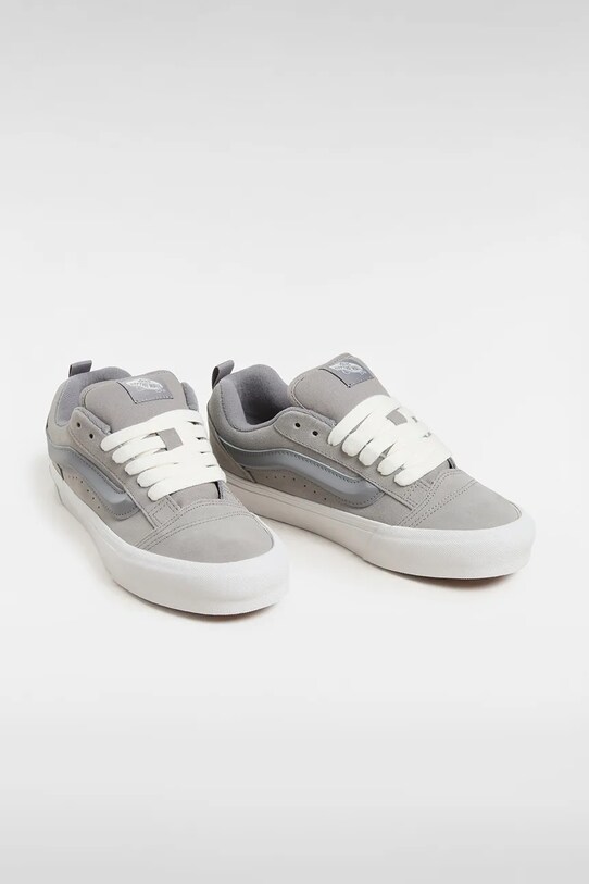 Vans tenisi din piele intoarsa Knu Skool VN000D6CBXC1 gri SS25