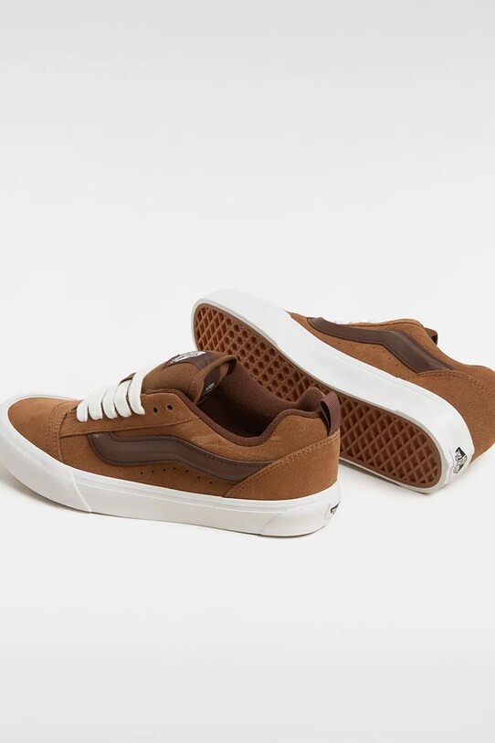 Vans tenisi din piele intoarsa Knu Skool maro VN000D6CDFM1